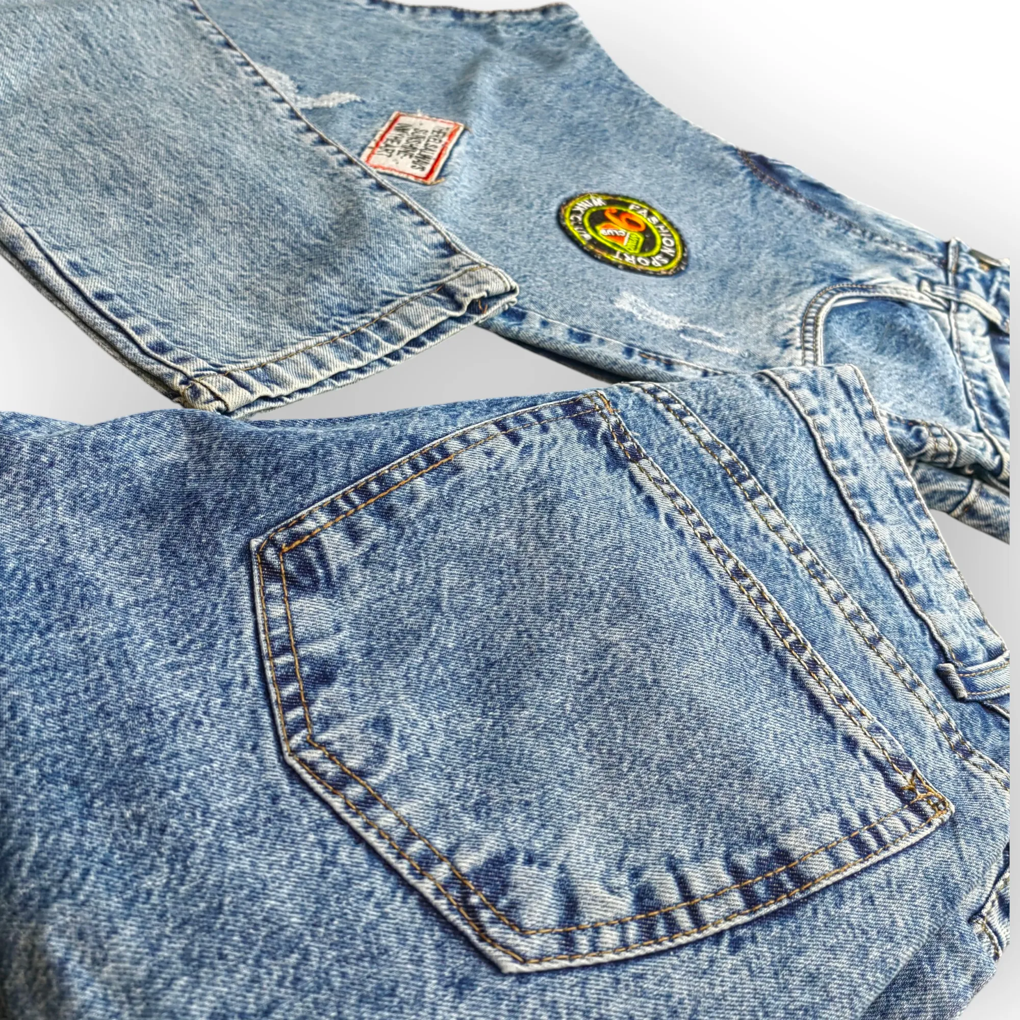 شلوار مام فیت استیکر خور